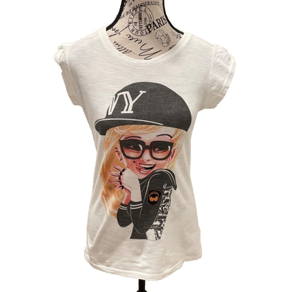 NY DJ / Paris Hilton - Cartoon Graphic Print Ladies' T-shirt; White; Size Small